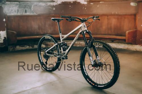 Banshee Spitfire ficha técnica y opiniones